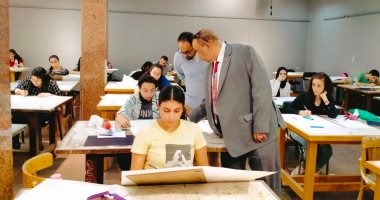 كليات الأقصر تستكمل امتحانات نهاية العام الدراسي وجولات لقيادات الجامعة.. صور