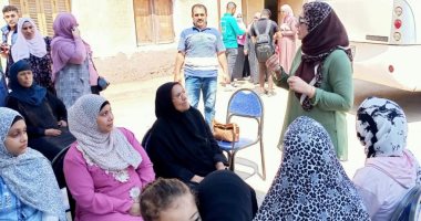 فحص وعلاج 516 حالة وصرف الدواء بالمجان بالقافلة الطبية فى المحلة