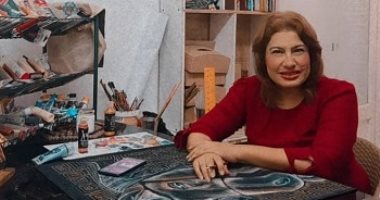 نيفين تركت التدريس من أجل موهبتها.. مفروشات وأعمال يدوية بخامات مصرية 100%