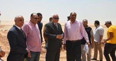 محافظ قنا يعلن انتهاء تنفيذ 85% من أعمال تمهيد الطرق بمدينة الأمل بنجع حمادى