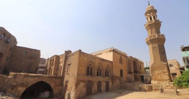 شاهد المئذنة المستقلة لجامع الأمير المملوكى منجك اليوسفي