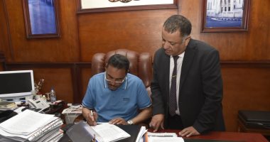 محافظ مطروح يعتمد نتجة فصول محو الأمية