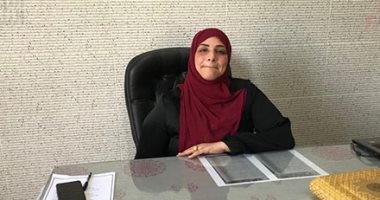 زواج على طريقة "الدكتورة وصال".. أول مأذونة شرعية فى مركز زفتى بالغربية.. الدكتورة وصال: عملت لأكثر من عامين مدرسا بكلية الحقوق بالتعاقد.. وواجهت العديد من الانتقادات والآراء السلبية.. وزوجى أكبر داعم لى