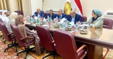 عبد الصادق الشوربجى يثمن العلاقات المصرية الإماراتية فى لقاء وفد نادى دبى للصحافة