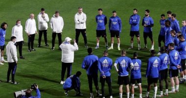 ريال مدريد يبدأ الاستعداد للسوبر الأوروبى مساء اليوم