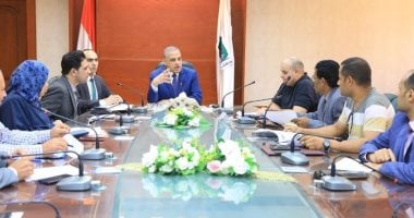 محافظ سوهاج: توريد 104 آلاف و345 طنا من الأقماح حتى الآن