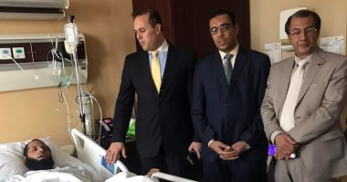 القوى العاملة تتابع المستحقات المالية لعامل مصرى أصيب فى حادث بالرياض