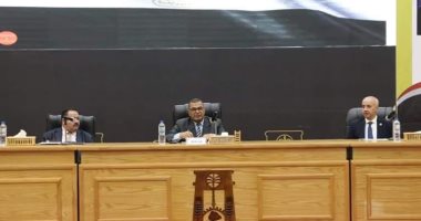 بدء تطبيق منظومة ميكنة مرتبات العاملين فى المصالح الحكومية بالوادى الجديد