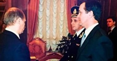 نيوزويك: العثور على حامل "الحقيبة النووية" السابق لبوتين مصابا بطلقات نارية بشقته