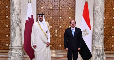 الرئيس السيسي وأمير قطر يؤكدان أهمية العمل لاحتواء الأوضاع الإنسانية بالسودان