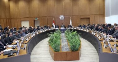في أول اجتماع بالعاصمة الإدارية الجديدة.. "الأعلى للجامعات" يشكر الرئيس ويعزى أسرة نيرة أشرف.. يقر قواعد تنسيق القبول بالجامعات والمعاهد بنفس قواعد العام الماضى.. وبدء اختبارات القدرات بعد امتحانات الثانوية