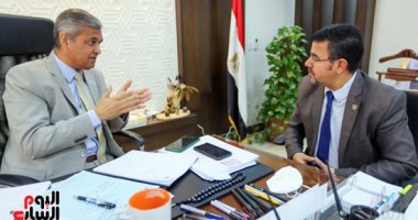 رئيس القابضة للتشييد والتعمير: تخطينا تداعيات كورونا والاقتصاد المصرى قوى.. هشام أبو العطا لـ" اليوم السابع": 18 مليار جنيه حجم عملنا في حياة كريمة.. وبعض الشركات تعانى زيادة العمالة وعمر أفندى انتقلت للسياحة