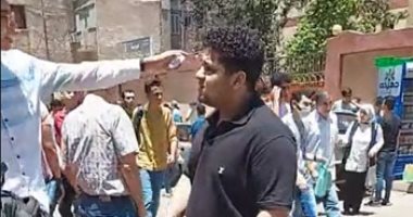بث مباشر.. تباين آراء طلاب الثانوية العامة فى الإسكندرية حول امتحان العربى