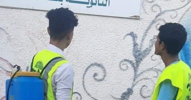 فرق تطوعية من الشباب تعقم لجان الثانوية العامة بشمال سيناء.. صور