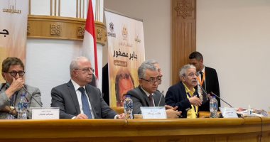 عماد أبو غازى: جابر عصفور أتى بـ"جاك دريدا" و"الأعلى للثقافة" كاد أن ينهار يومها