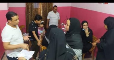 الكشف وفحص 120 مواطنا فى قافلة طبية لوحدة السكان بمحافظة الأقصر.. صور