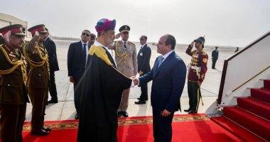الرئيس السيسي يصل سلطنة عُمان فى جولة خارجية تشمل البحرين.. صور