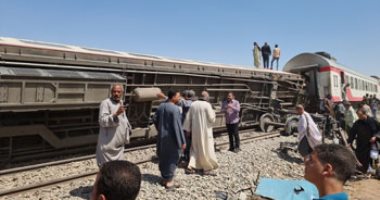 أخبار مصر.. السجن 15 سنة للسائق والمساعد فى حادث قطارى طهطا وغرامة 28 مليون جنيه 