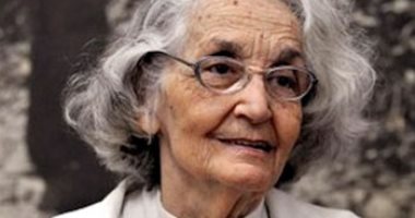 وفاة الشاعرة الكوبية فينا جارسيا ماروز عن 99 عاما .. تعرف عليها