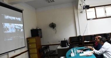 محافظ أسوان: لا شكاوى اليوم من امتحان اللغة الأجنبية الثانية للثانوية العامة