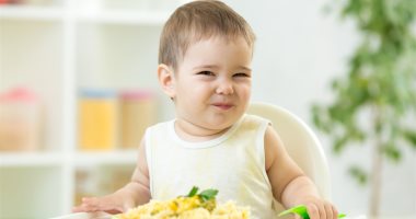 عشان يحب الخضراوات..  5 حيل ذكية لنظام غذاء صحى لطفلك