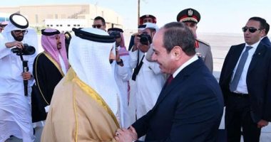 الرئيس السيسى يصل البحرين فى زيارة رسمية تستغرق يومين