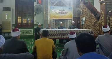 نائب رئيس جامعة الأزهر للوجه القبلى يشارك فى الندوة التثقيفية حرمة الدماء