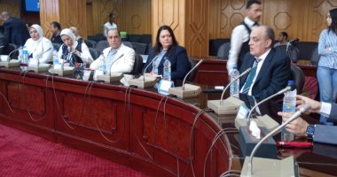 رئيس "مشروعات النواب": المنتج المصرى قادر على المنافسة بالأسواق العالمية.. صور