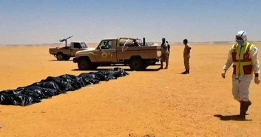 ليبيا تعلن انتشال 20 جثة لأشخاص ماتوا عطشا بالصحراء قرب الحدود مع تشاد.. صور