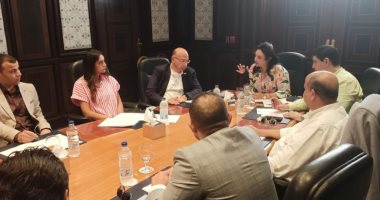 نائب وزير السياحة تعقد اجتماعاً بشرم الشيخ لمتابعة استعدادات المنشآت الفندقية لمؤتمر COP 27