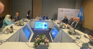 وزير الإسكان يلتقى المدير التنفيذى لبرنامج الأمم المتحدة للمستوطنات البشرية