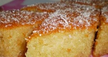 طريقة عمل البسبوسة بالسمن فى المنزل.. استعدي لحلويات العيد