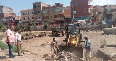 محافظ كفر الشيخ: رفع 2005 أطنان مخلفات وحملات نظافة مكثفة بالمراكز والمدن