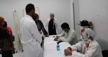 الكشف على 267 من ذوى الاحتياجات الخاصة فى قافلة لجامعة جنوب الوادى