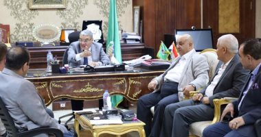 محافظ المنيا يوافق على إنشاء كوبرى مشاة على المزلقان البحرى بملوى
