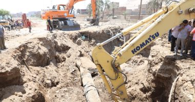 رئيس مياه أسيوط يتفقد منطقة عمل صيانة خط طرد محطة رفع المراغى