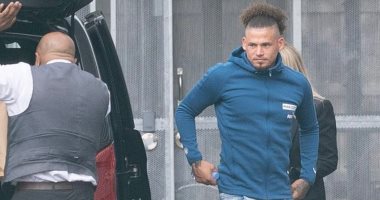 وصول كالفين فيليبس للكشف الطبى قبل التوقيع مع مانشستر سيتي رسميا
