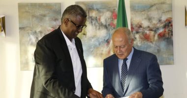 أبو الغيط يلتقى مبعوث الرئيس الصومالي لمواجهة الجفاف