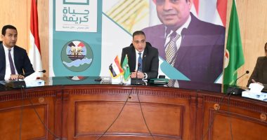 محافظ الفيوم يوجه برفع معدلات الأمان على الطرق الجديدة للحد من الحوادث