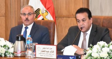 رئيس جامعة القناة يستقبل وزير التعليم العالى لمتابعة المشروعات الجديدة.. صور ولايف