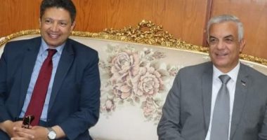  رئيس جامعة المنوفية يستقبل رئيس جامعة دمياط لمناقشة رسالة دكتوراه