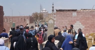 تشييع جنازتى طلاب كلية التربية الرياضية بالإسكندرية.. بحضور العميد والطلاب 