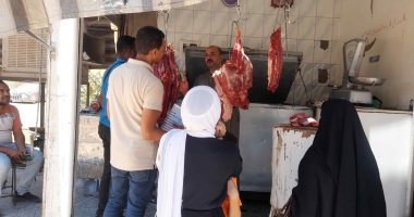 "مياه أسوان" توعى الجزارين والمواطنين بخطورة مخلفات الذبح.. لايف وصور