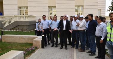 وزير الإسكان يتفقد الحى السكني الخامس "جاردن سيتي الجديدة" بالعاصمة الإدارية 