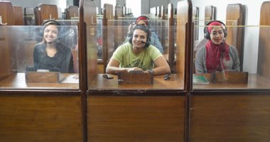"كلية اللغات والترجمة" جامعة مصر للعلوم والتكنولوجيا.. برامج دراسية مميزة تجمع بين الدراسة النظرية والدراسة المعملية