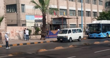 لجان الامتحانات تستقبل طلاب العلمى رياضة بالمنوفية