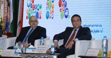 خالد عبدالغفار والخشت يفتتحان مؤتمر طوارئ طب قصر العينى.. صور