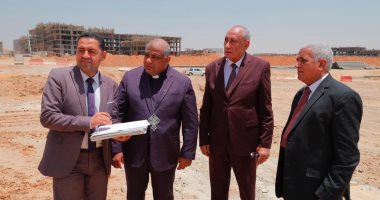 الكنيسة الإنجيلية تتسلم قطعة أرض مخصصة لها بالعاصمة الجديدة.. صور