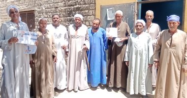ندوة تثقيفية للتعريف بمنظومة التأمين الصحى بقرية الشغب فى الأقصر.. صور