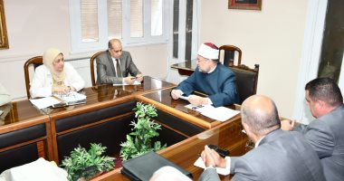 وزير الأوقاف يوجه بتشكيل غرفة عمليات لمتابعة أراضى الهيئة خلال العيد